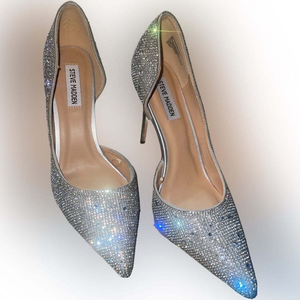 Steve Madden bedazzle Pumps